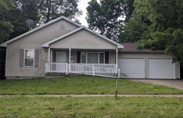 107 East Church Street - 107 East Church Street, Champaign, IL 61820 107 East Church Street - 107 East Church Street, Champaign, IL 61820