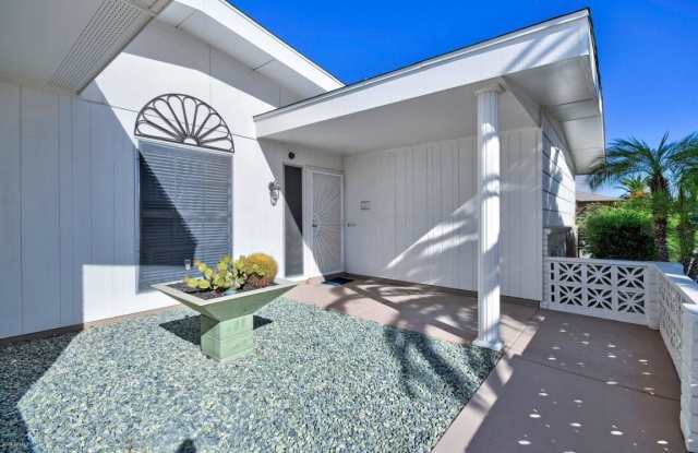 10826 W Willowbrook Dr Gallery 4