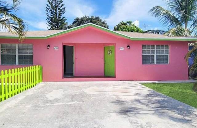 201 E Palm Street unit: 201 photos photos