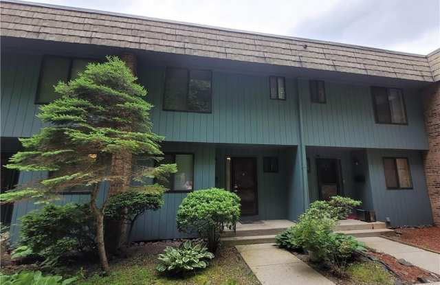 9 Debra Court Gallery 1
