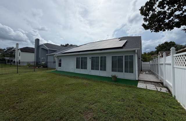 Solar & Waterfront 3/2 in River's Pointe - FOR RENT Gallery 3
