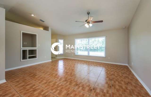 4715 4th Street West Gallery 2