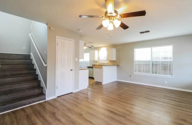 7607 Gulf Ct - 7607 Gulf Court, Temple Terrace, FL 33637