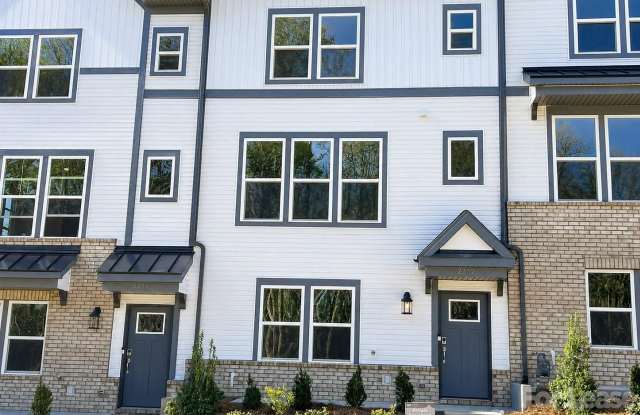 2332 Donnely Hills Lane photos photos