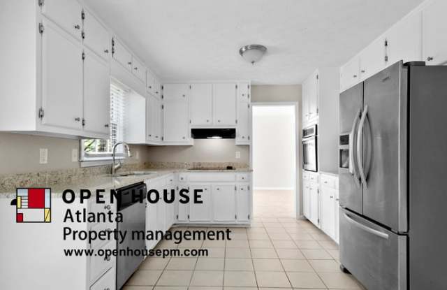 3955 Carriage Gate Drive Gallery 4