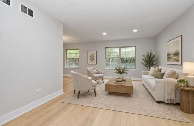 8161 W Orchard Drive Gallery 2