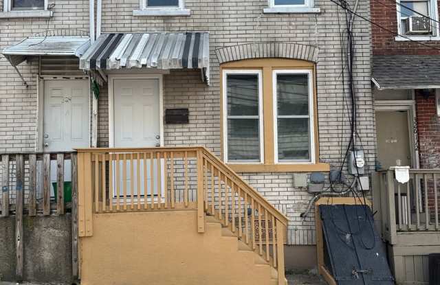 Newly Renovated 3br Home for rent in Allentown photos photos