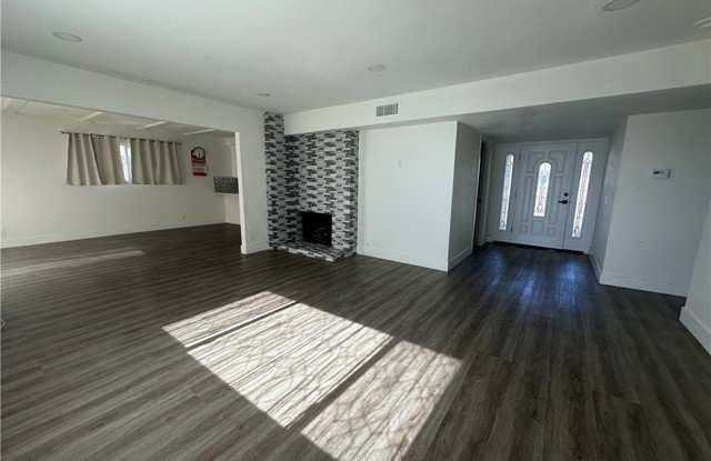 20410 Seton Hill Drive Gallery 2