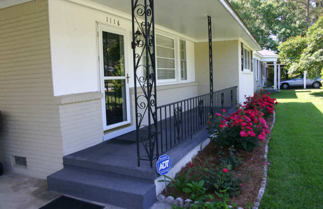 Rosewood Gallery 3