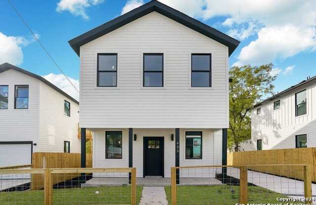 423 N Mesquite St photos photos