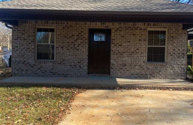 3 bed 2 Bath Home - Florence, AL photos photos