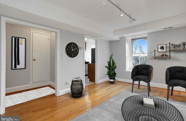 1317 CORCORAN STREET NW Gallery 4