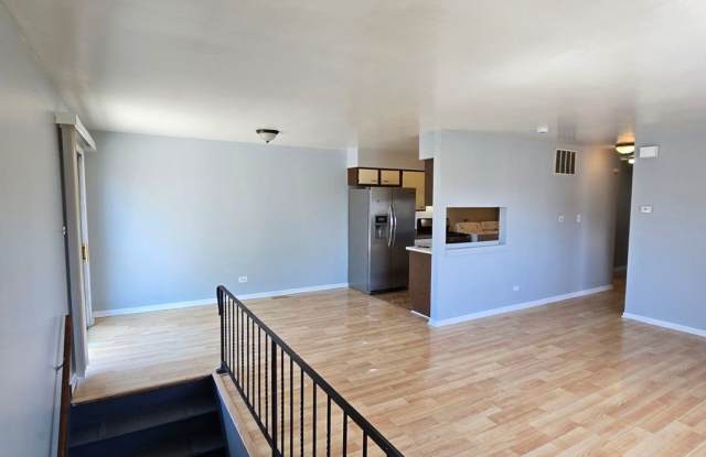 2 Bedroom- 20169 Ash Ln in Lynwood, IL photos photos