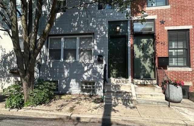 748 S HARSHAW STREET photos photos