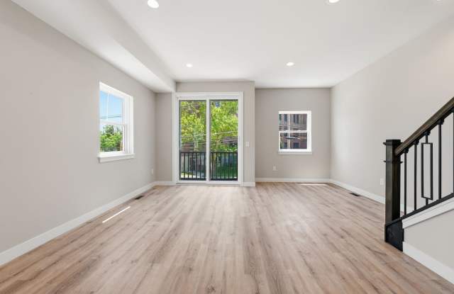 Stop Searching. Start Living & Come Home to Comfort. Gallery 4