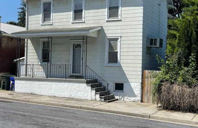 4 FARQUHAR Street - 4 South Farquhar Street, Union Bridge, MD 21791
