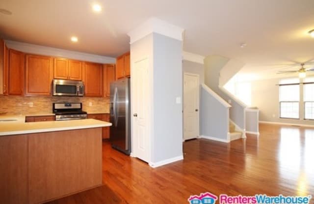 16872 Sea Lawn Plaza - 16872 Sea Lawn Place, Cherry Hill, VA 22191
