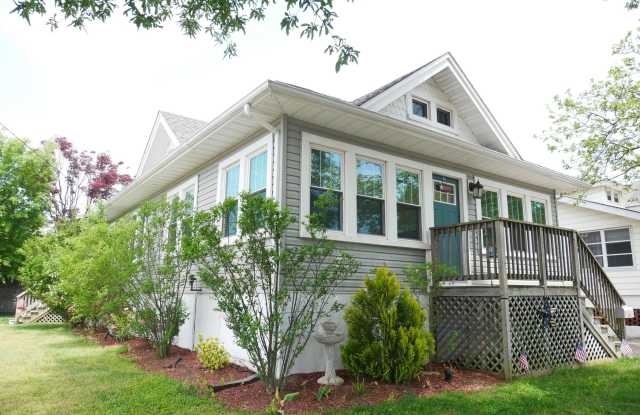 319 Arnold Avenue - 319 Arnold Avenue, Point Pleasant Beach, NJ 08742