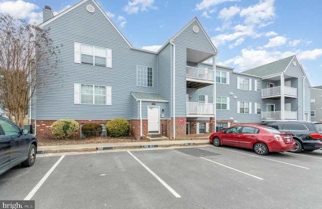 100 GROSVENOR Lane photos photos