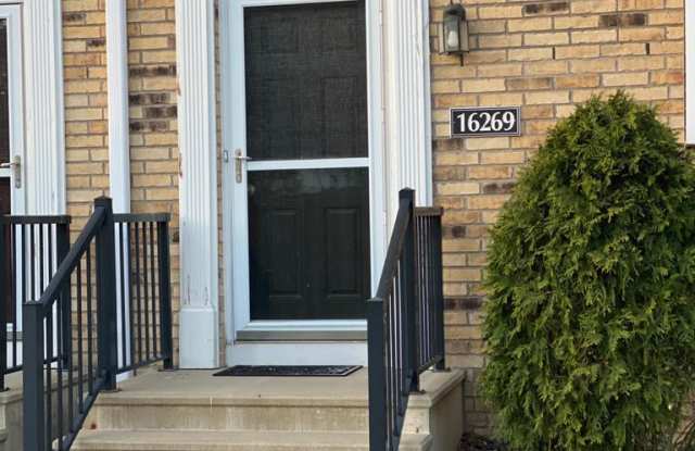 16269 50th Avenue N Gallery 2