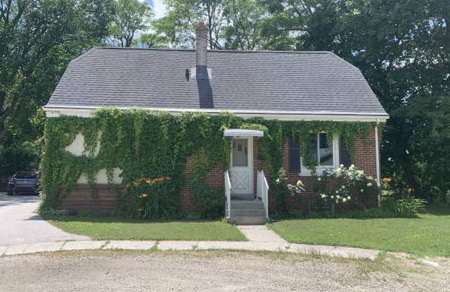 2 Boldt Court photos photos