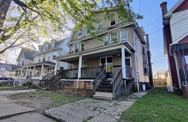 109-111 Carey Ave photos photos