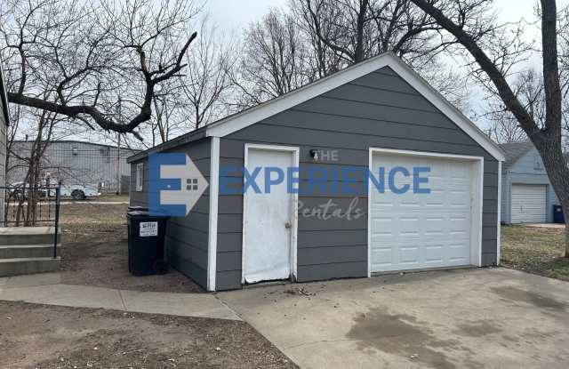 3 Bedroom 1 Bathroom Single Family Home For Rent! Gallery 4