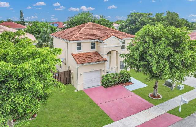 6279 Island Way photos photos