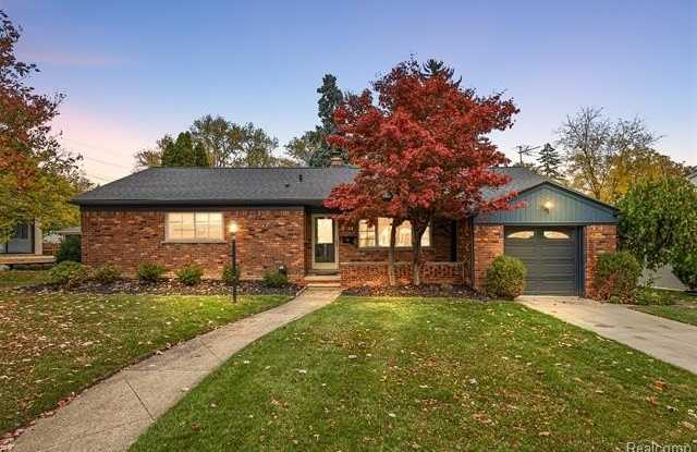 2432 Hawkins Avenue photos photos