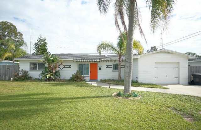 7325 10th Street North photos photos