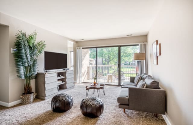 957 Clopper Rd - 957 Clopper Road, Gaithersburg, MD 20878