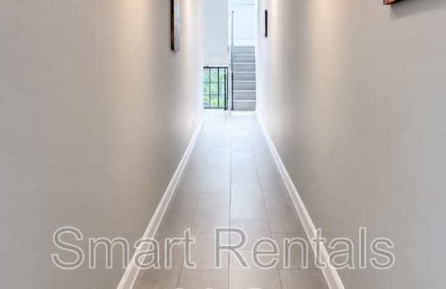 2509 Bellevue Avenue - 1 Gallery 3