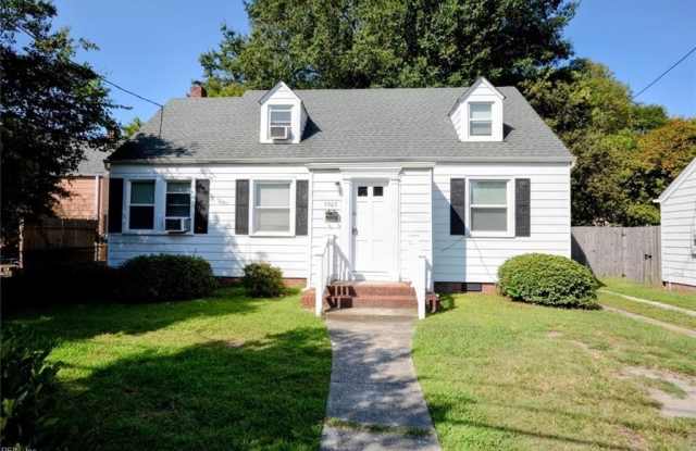 5905 Hampton Boulevard Gallery 2