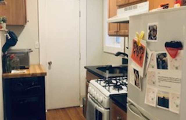 Nicely located 2 bedroom unit near Northeastern and Berklee! - 111 Norway Street, Boston, MA 02115