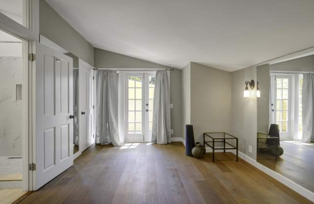 111 W Valerio Street photos photos