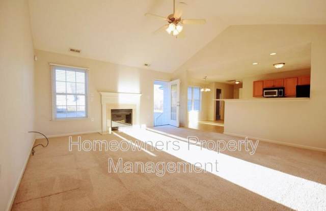 1420 Burford Ct Gallery 3
