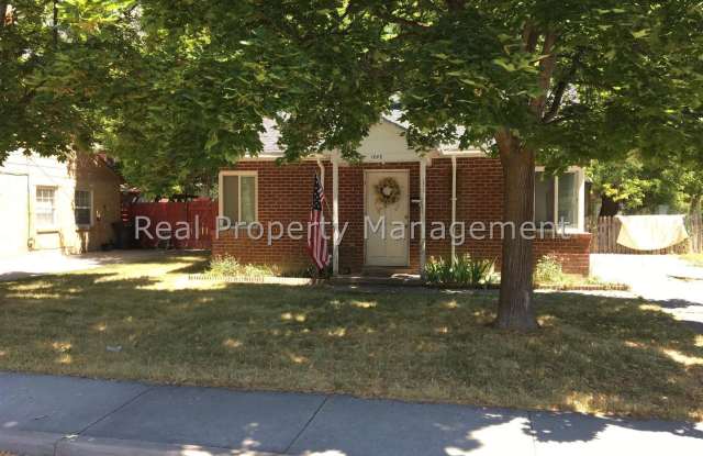 A Cute 2 Bed, 1 bath home! Available in October! Pet Friendly! photos photos