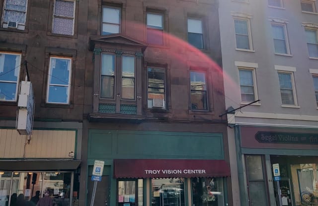 42 THIRD ST Gallery 4