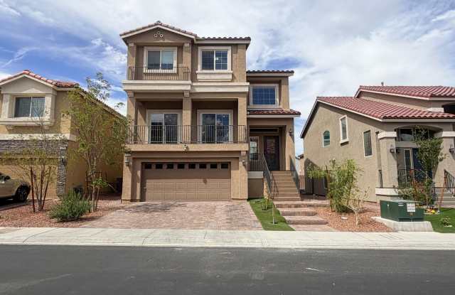 newer3-story home in southwest with Solar panel and EV car charger Gallery 1