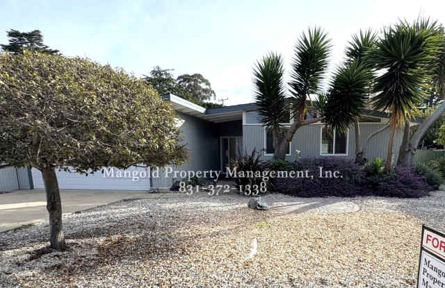 Beautiful 3-Bed, 2 Bath Mission Fields Home in Carmel-by-the-Sea with Modern Kitchen and Hardwood Floors - 26379 Mission Fields Road, Monterey County, CA 93923
