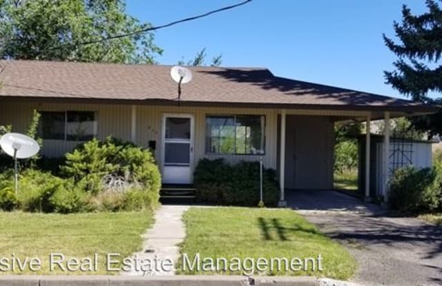 815 Lytton Street - 815 Lytton St, Klamath Falls, OR 97601