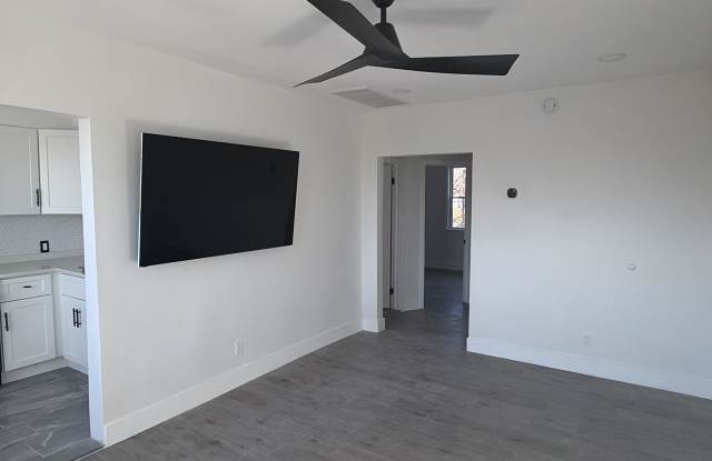 1116 Gleneagle Rd photos photos