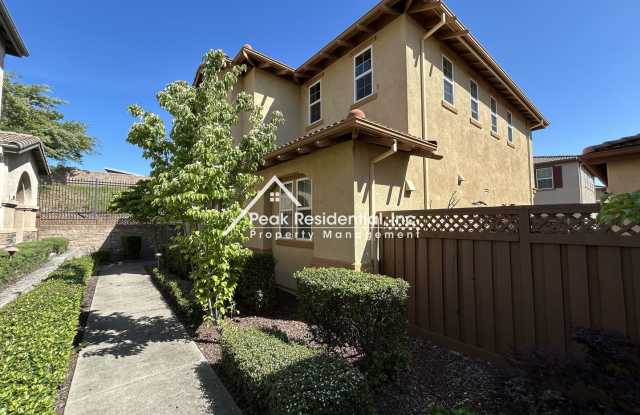 Beautiful 4bd/2.5ba Folsom Home with 2 Car Garage! photos photos