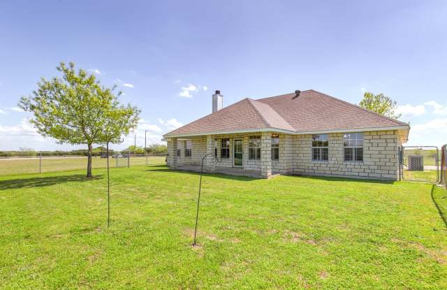 Ranchette on 7.5 acres photos photos