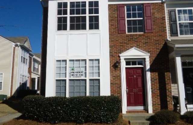 3BR/2.5BA Townhome in Cobblestone Cove, Move In Ready - Paint and Flooring is new photos photos