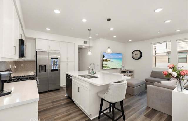 11063 Wander photos photos