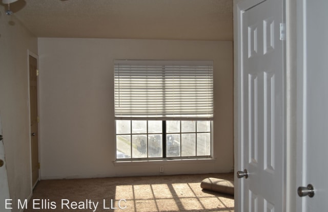 6611 Southpoint Dr # 110 C - 6611 Southpoint St, San Antonio, TX 78229