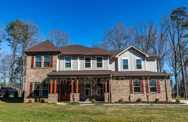 4820 Beulah Church Rd C - 4820 Beulah Church Road, Weddington, NC 28104