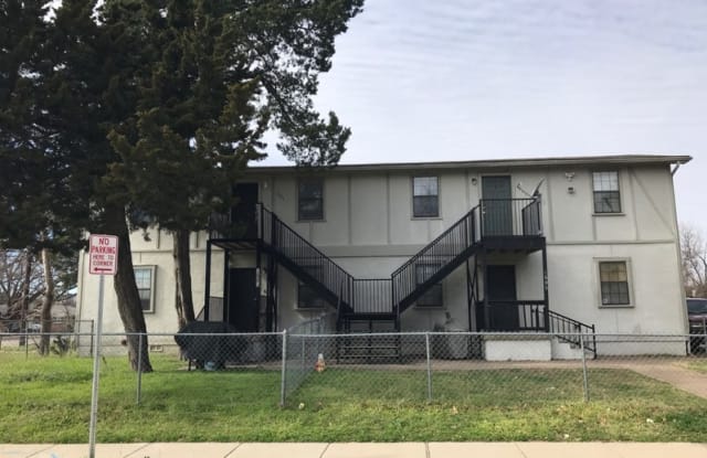 1605 Voirin Rd - 1605 Voirin Rd, Irving, TX 75061