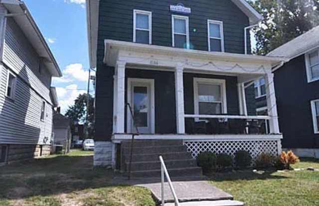 2166 Indianola Ave photos photos